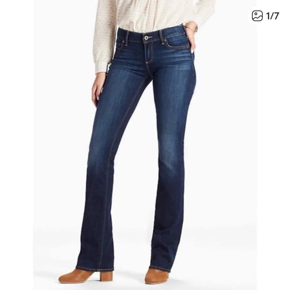 Lucky Brand Sofia Boot Dark Wash Jeans | women’s size 6/28